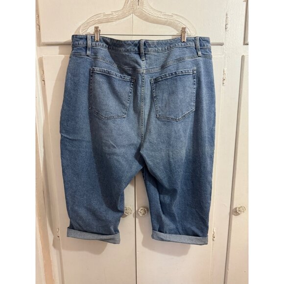 Lane Bryant Boyfriend Jeans, Capris, Rolled Cuff, 18" to 21" Distressed, Size 20 - Picture 3 of 11